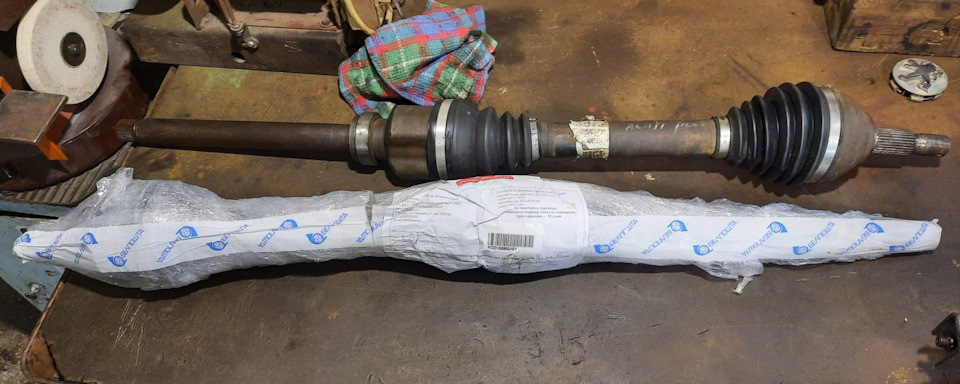 Приехала еще одна полуось — Peugeot 607