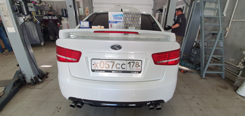 Пробег 536000км. Замена передних тормозных колодок, замена свечей ...