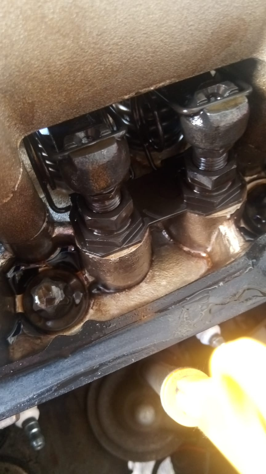 Замена колпачков — Москвич 2141, 1,7 л, 1995 года | другое | DRIVE2