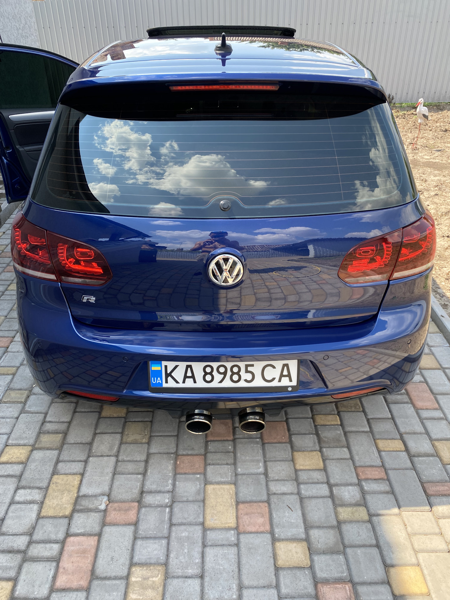 Руль с 7 R + RNS 330+ и камера — Volkswagen Golf R Mk6, 2 л, 2011 года ...