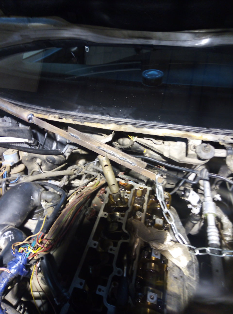 Замена мск в 4 цилиндре без снятия — Opel Omega B, 2 л, 1997 года ...