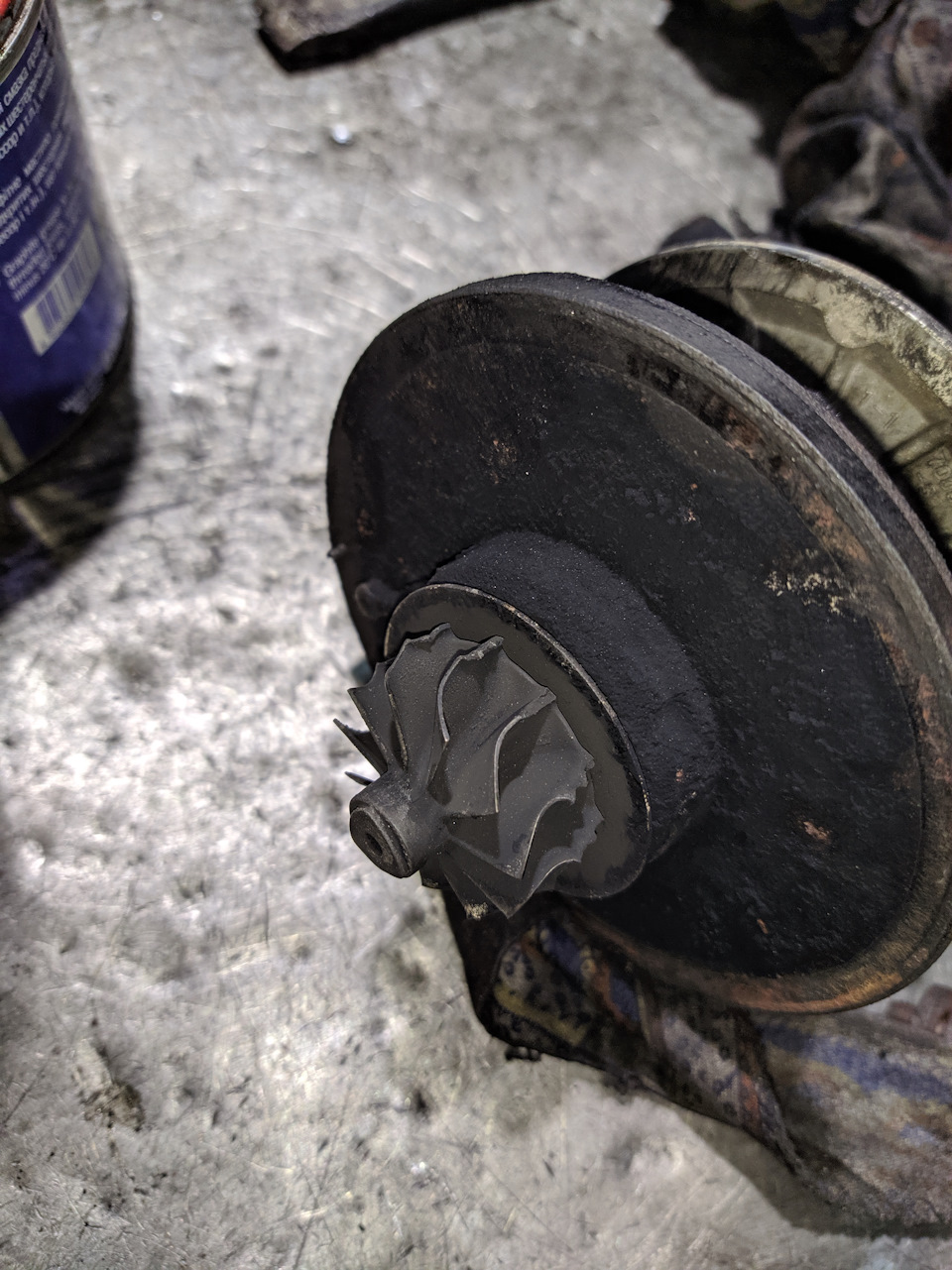 Замена картриджа турбины и подушек двигателя — Hyundai Accent (3G), 1,5 ...