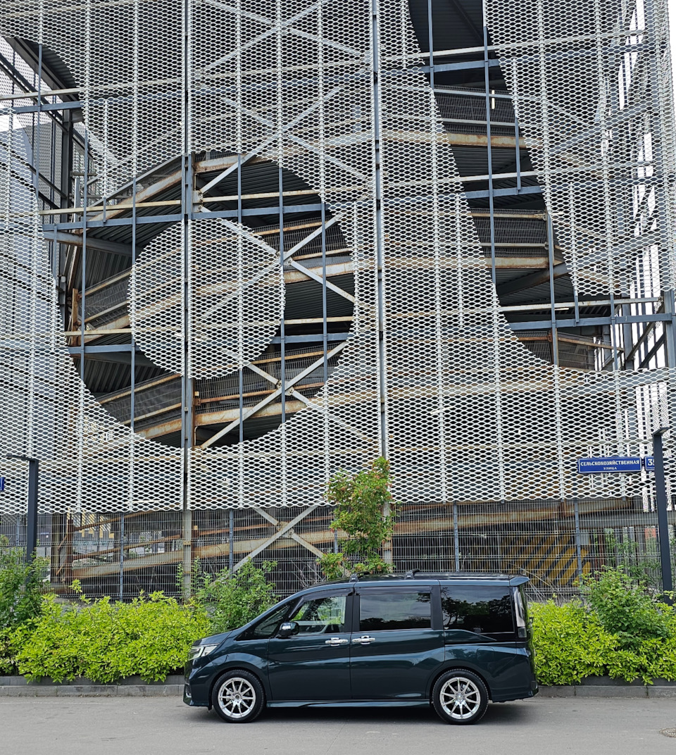 Фото в бортжурнале Honda Stepwgn (5G)