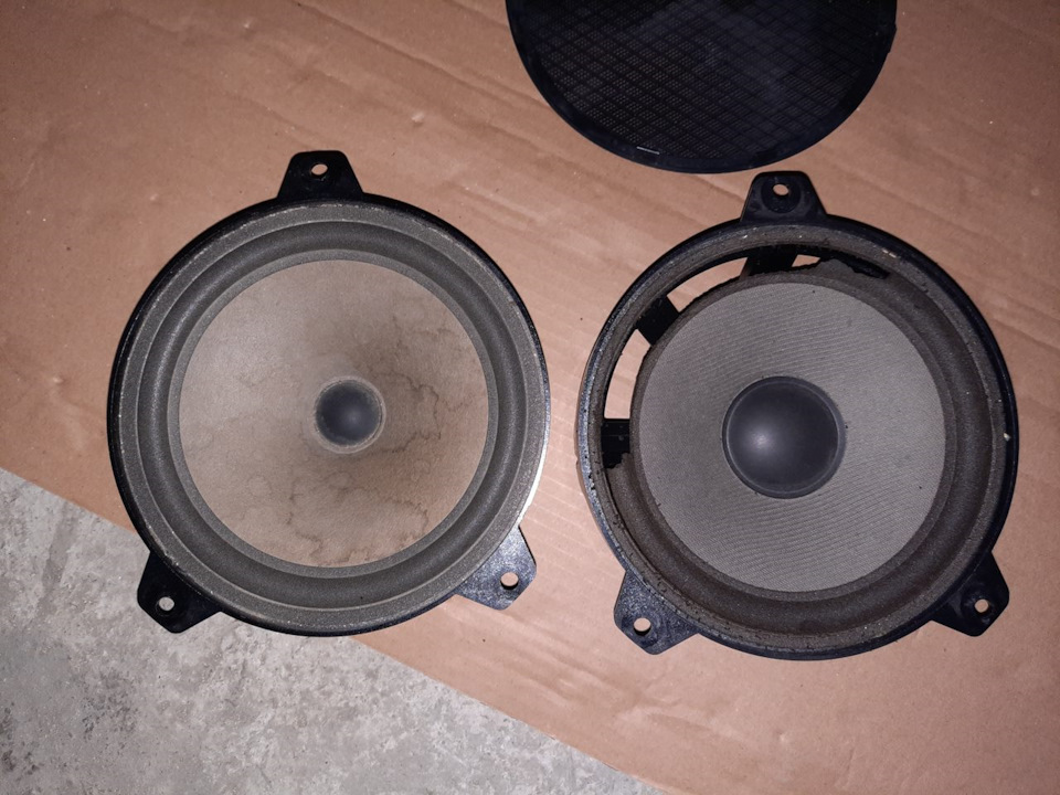 Замена подвесов динамиков Hi-Fi — BMW 3 series (E46), 3 л, 2003 года ...