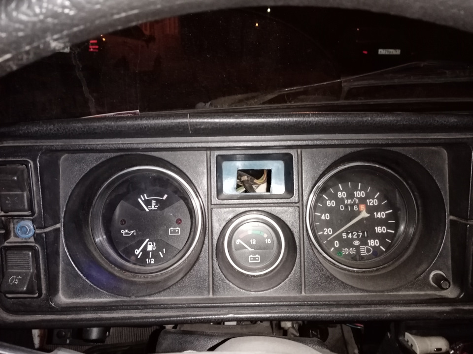 Замена масла. Переход на полусинтетику — LADA 21053, 1,3 л., 2000 года ...