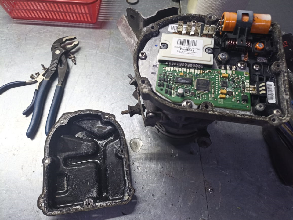 Поломка и ремонт электронасоса ГУР (A2044600680) — Mercedes-Benz GLK ...