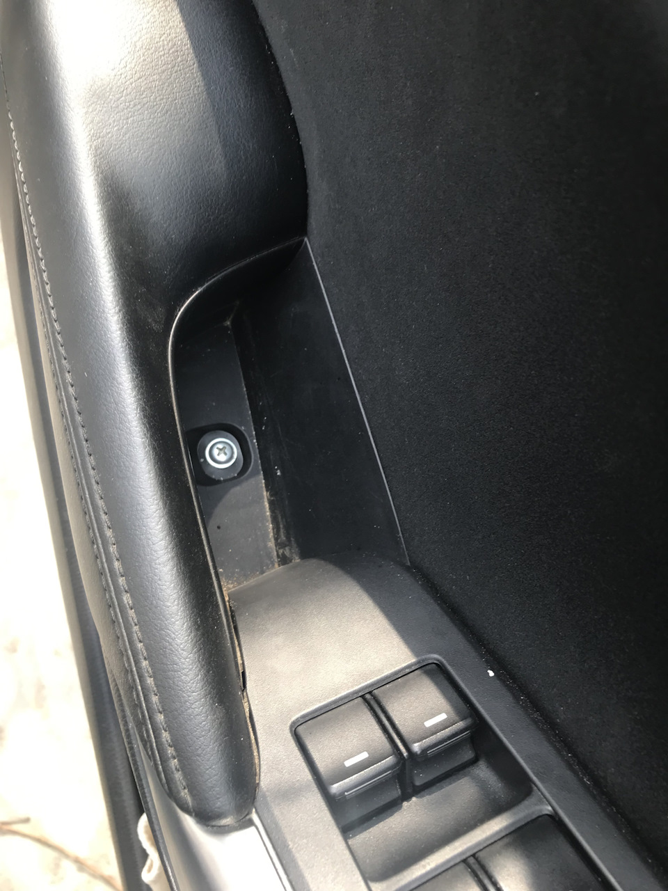 Ограничители двери ! Наконец то ! — Mazda 6 (3G) GJ, 2 л, 2014 года ...