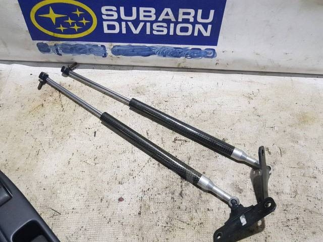 Упоры капота — Subaru Forester (SG), 2,5 л, 2004 года | тюнинг | DRIVE2