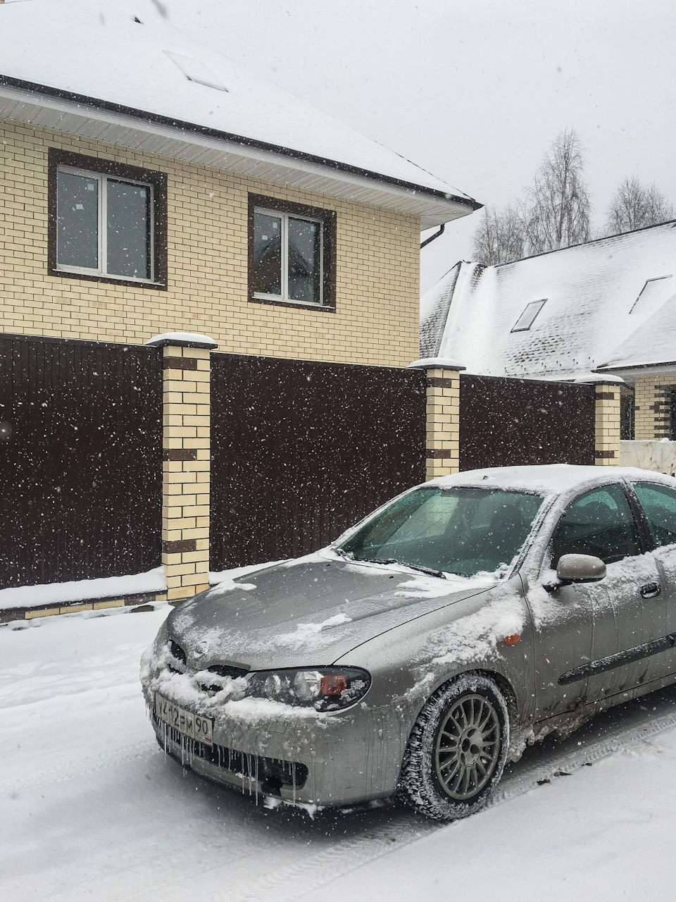 Бывало и снег выпадал и морозы были — Nissan Almera II (N16)