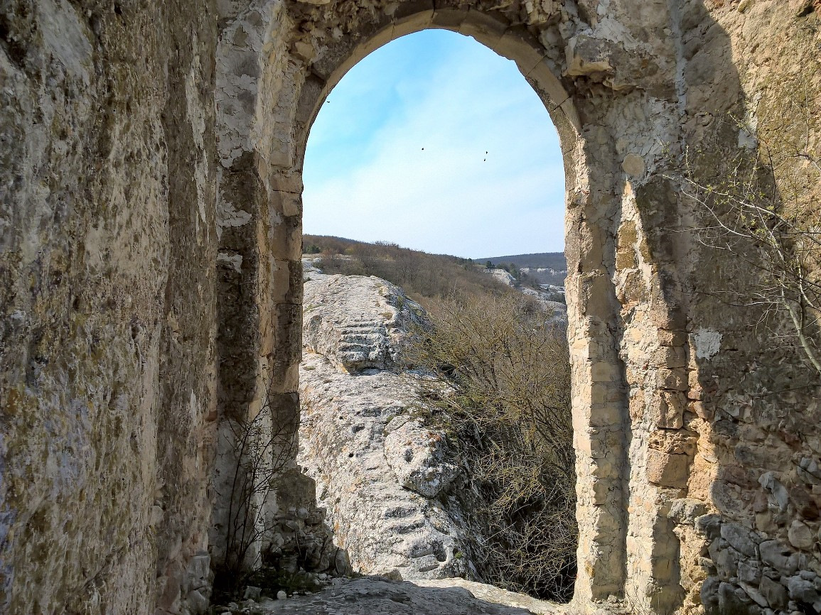 башня кыз-куле крым. курс куле. южный берег иссык-куля. девичья башня эски кермен крым. кули меер.