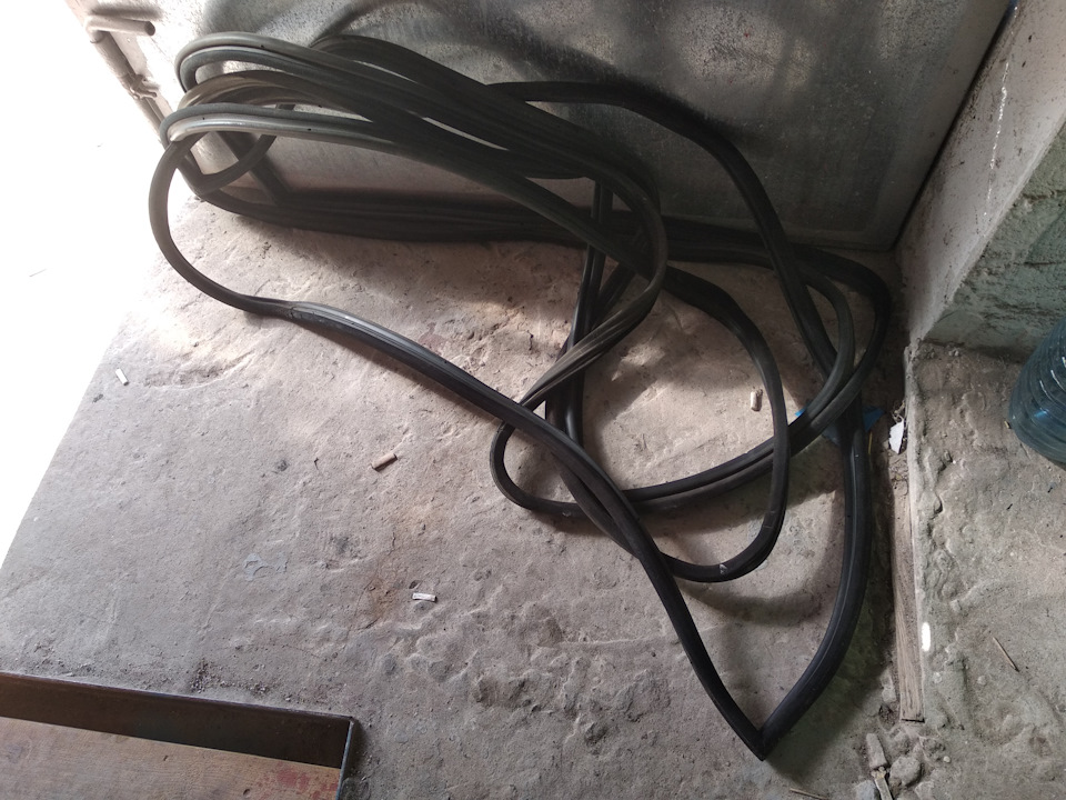 Фото в бортжурнале Audi 100 (C3)