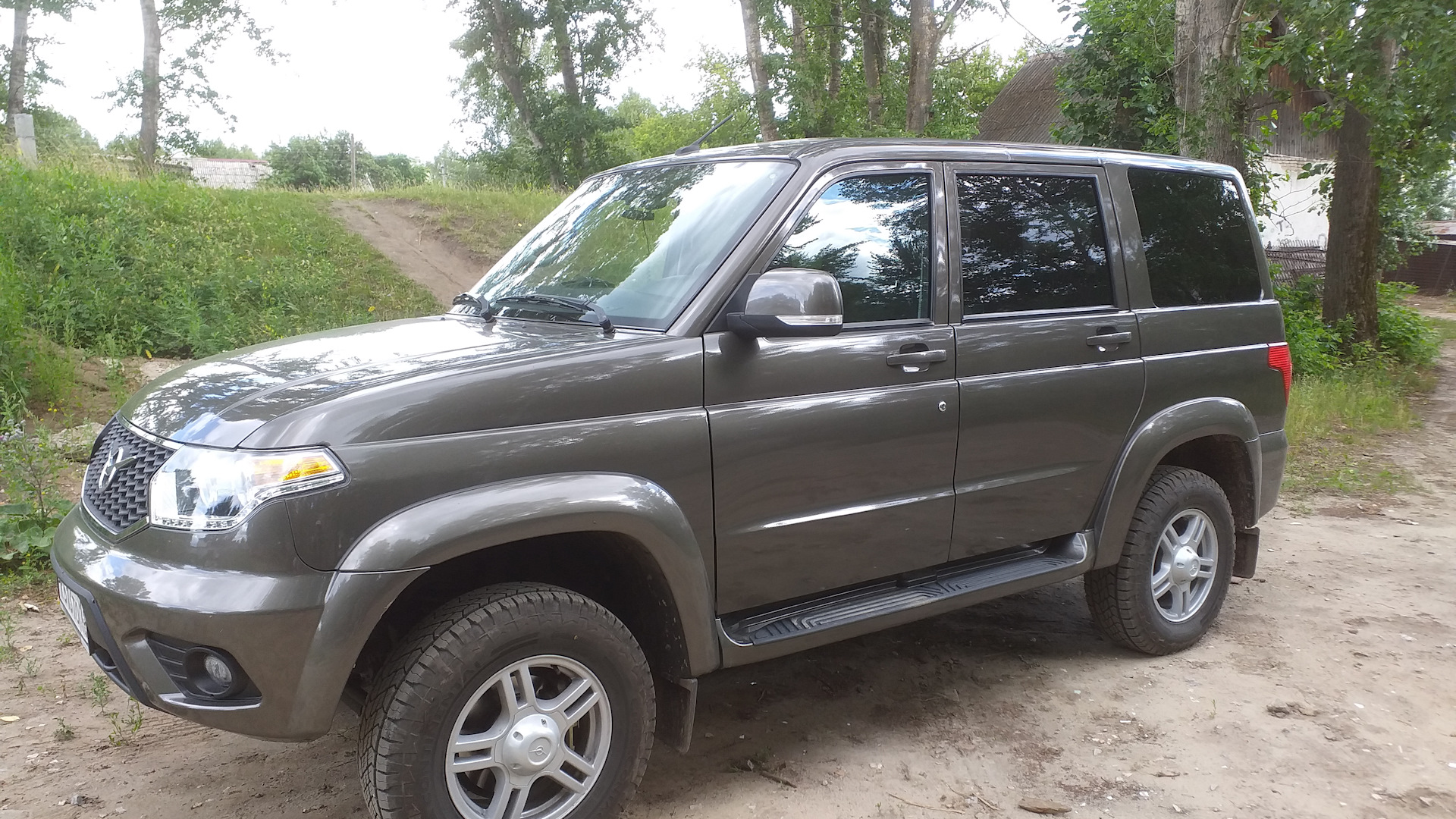 уаз патриот (uaz-3163). уаз патриот 3163. уаз патриот классик 2021. уаз патриот 4x4. уаз патриот 2022 лифт подвески +50.