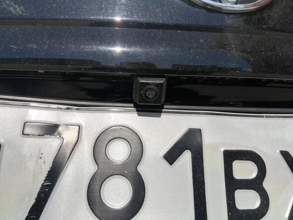 Установка парковочной камеры и подключение к штатному ГУ — DRIVE2