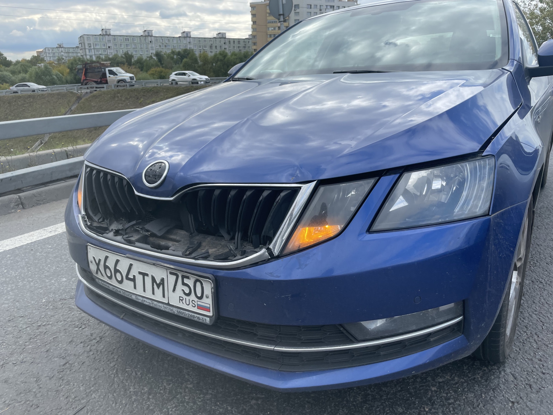 Пятница, но не 13. — Skoda Octavia A7 Mk3, 1,4 л, 2019 года | ДТП | DRIVE2