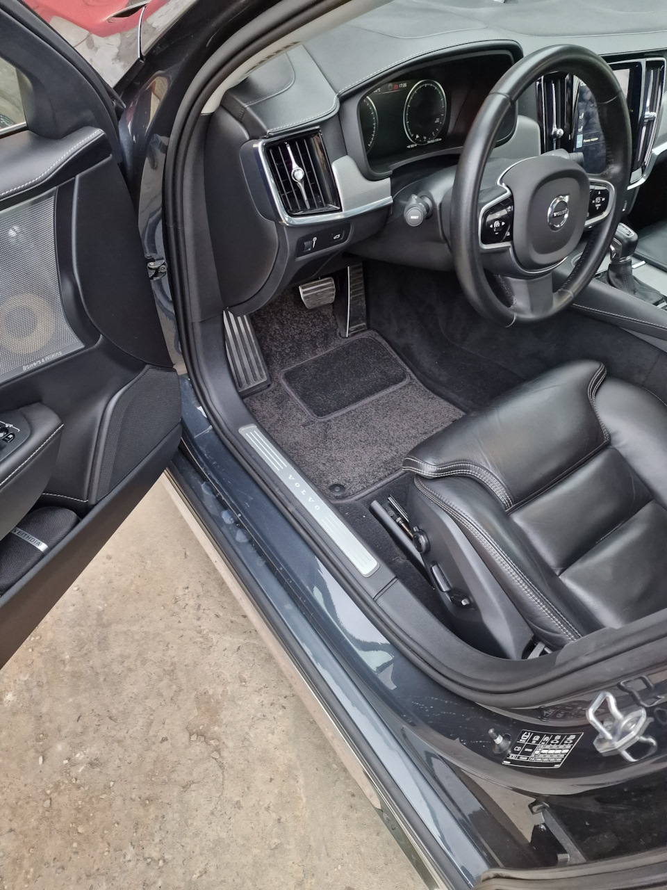 Ворсовые ковры или постоянство залог успеха) — Volvo S90 (2G), 2 л ...