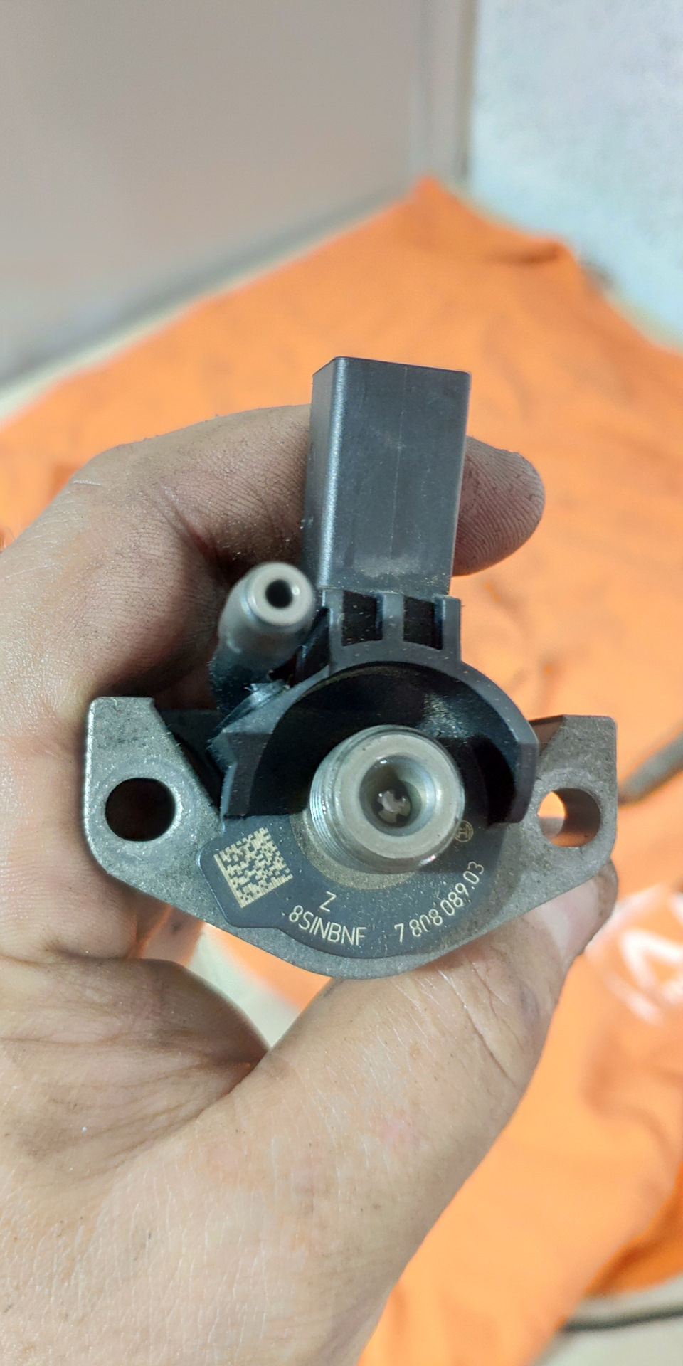 Вопрос: мокрая форсунка — BMW X5 (E70), 3 л, 2011 года | своими руками ...