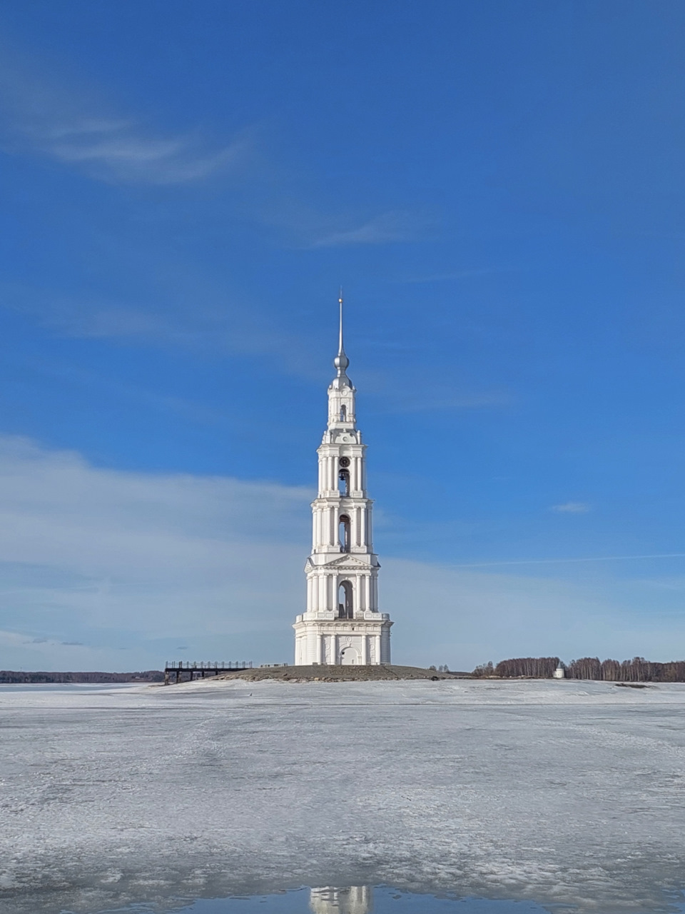 🛵 road trip #3 : Калязин, Углич, Мышкин, Рыбинск, Переславль-Залесский,  Талдом. — Toyota Tundra (II), 5,7 л, 2008 года | путешествие | DRIVE2