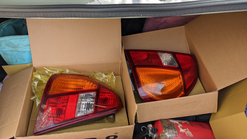 Задние фонари DEPO — Renault Symbol, 1,4 л, 2003 года | стайлинг | DRIVE2