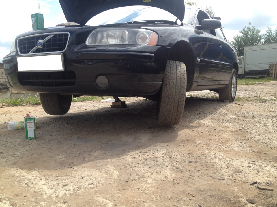 Замена жидкости ГУР — Volvo S60 (1G), 2,4 л, 2005 года | плановое ТО ...