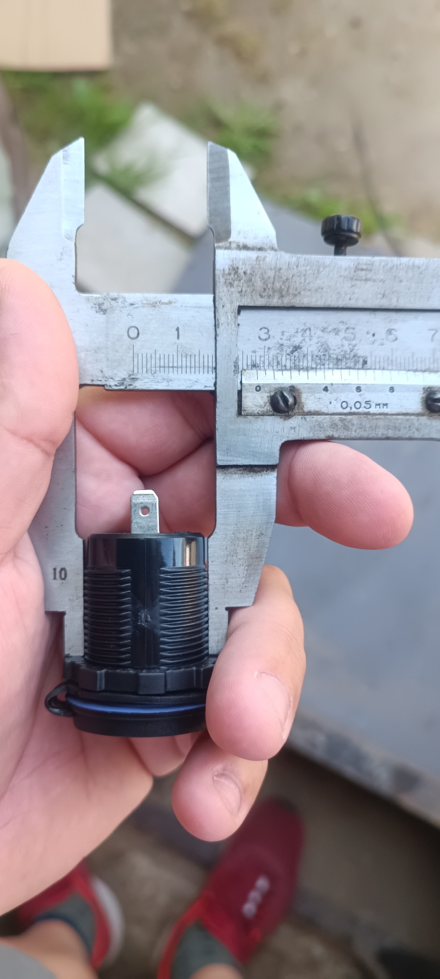 USB вместо прикуривателя — Volvo S80 (2G), 2,5 л, 2008 года ...