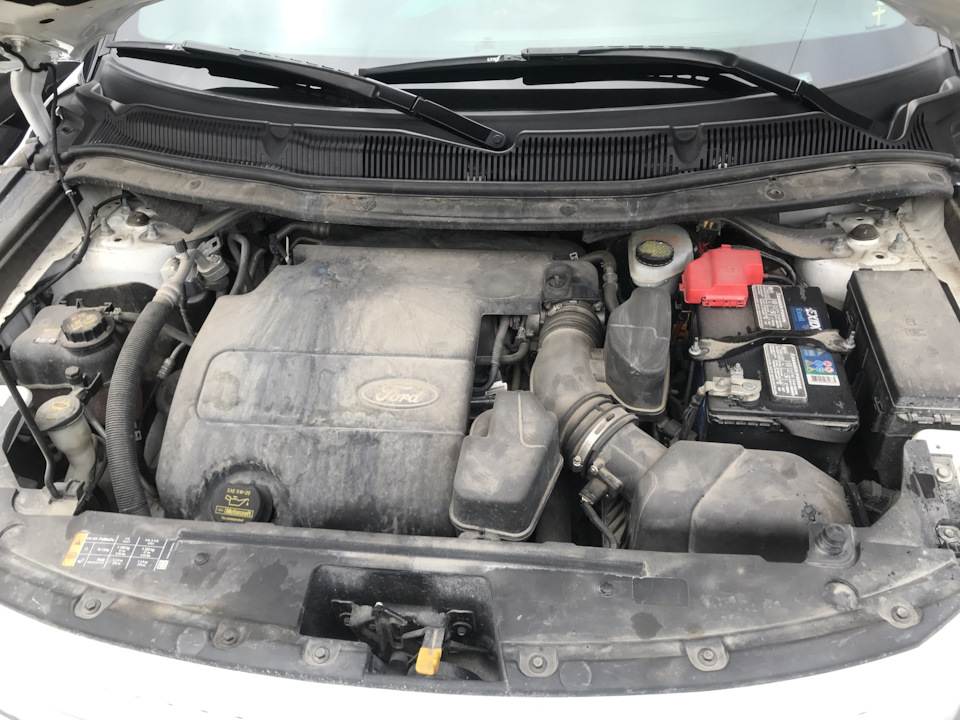 Замена воздушных фильтров и сухая мойка двигателя — Ford Explorer (5G ...