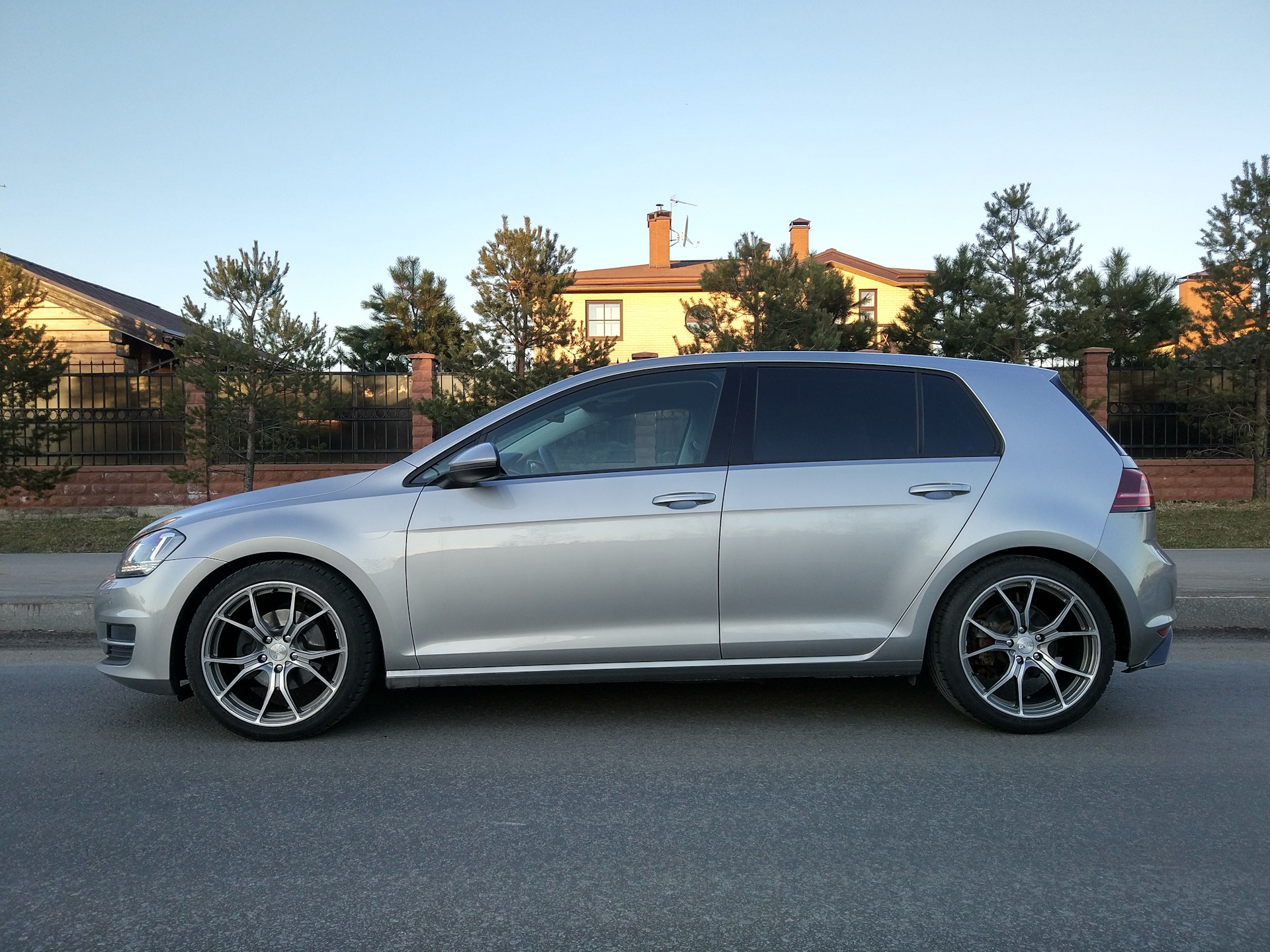 Диски Volkswagen Golf GTI