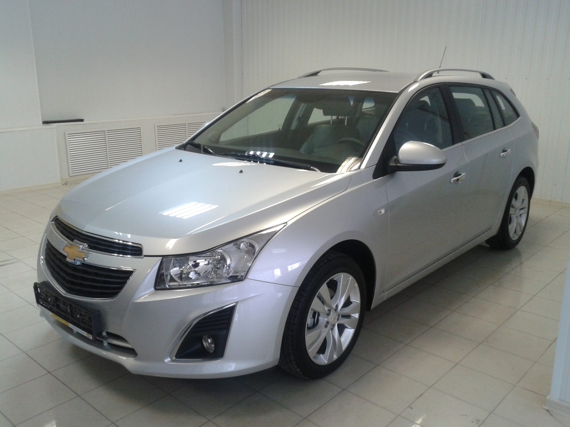 Chevrolet Cruze 2013 универсал 1 8