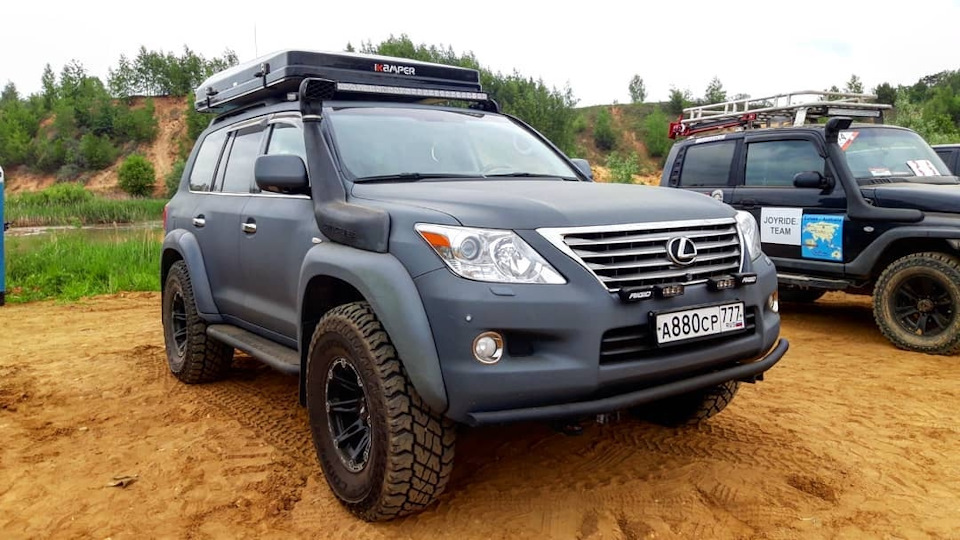 Шумка багажника безполезна, так как не подлезть — Dodge Caliber, 1,8 л ...