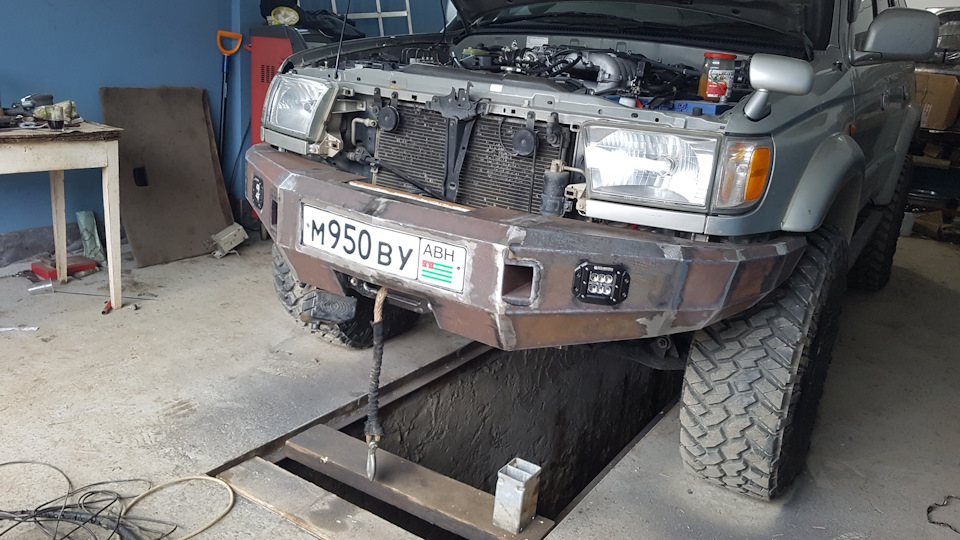 Силовой бампер на Toyota Hilux — DRIVE2
