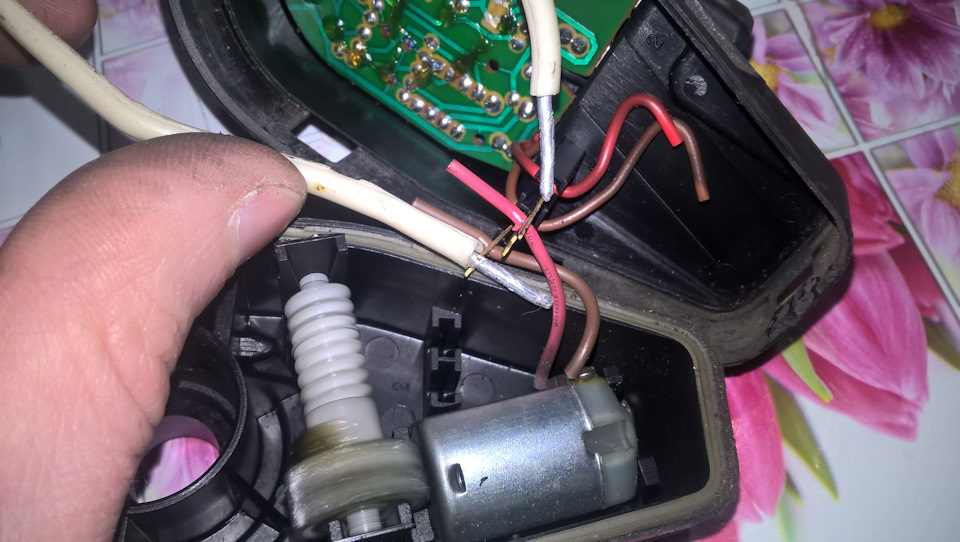 Замена датчика распредвала — Renault Megane II, 1,6 л, 2008 года ...