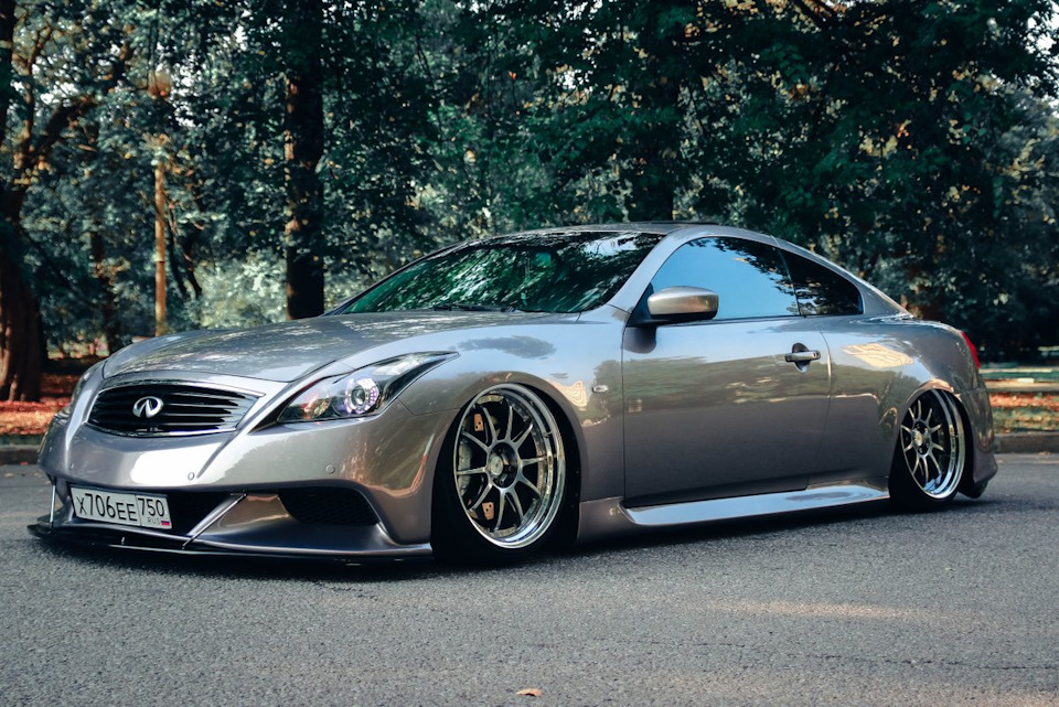 G37Coupe_Russia.