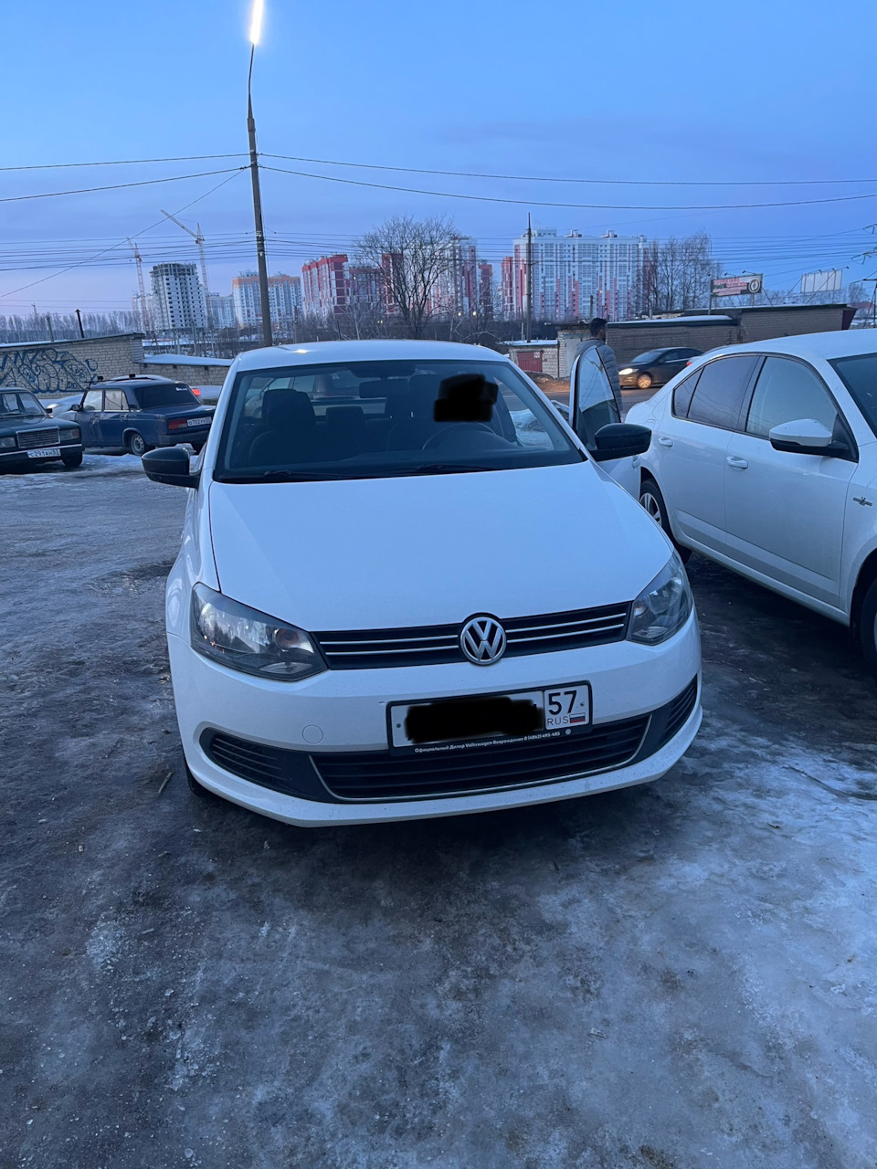 Поло уехал, Поло приехал! — Volkswagen Polo Sedan, 1,6 л, 2013 года |  продажа машины | DRIVE2