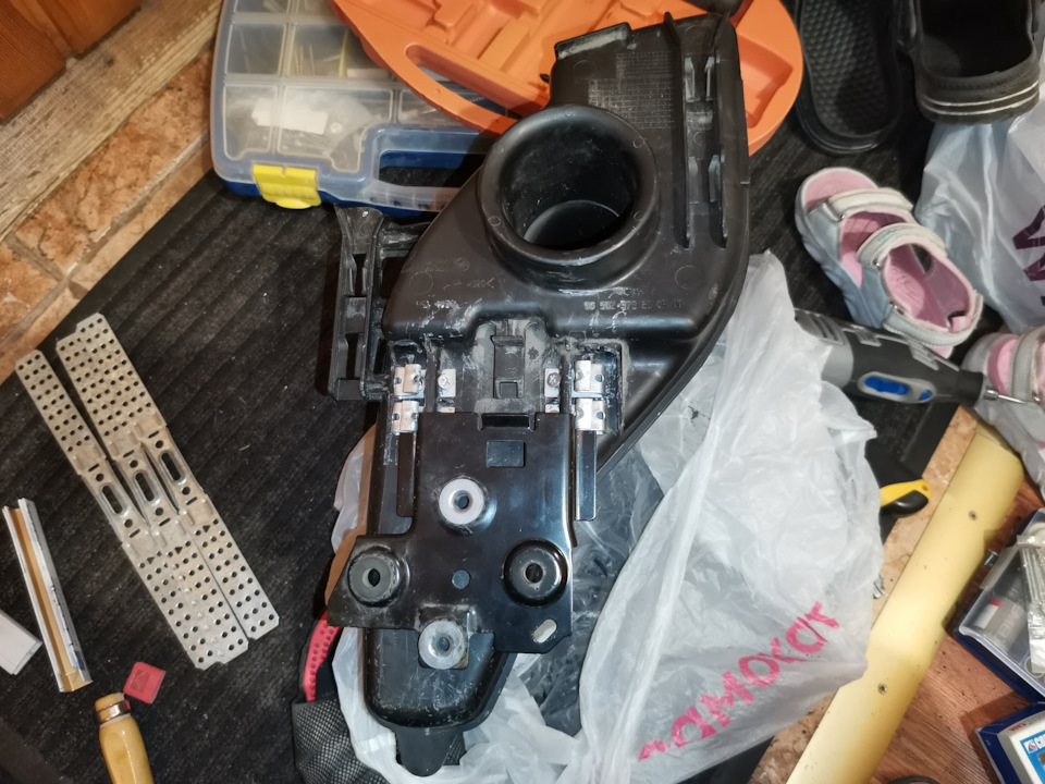 2021-08-24.Сказание о ремонте крепления резонатора — Citroen Berlingo ...