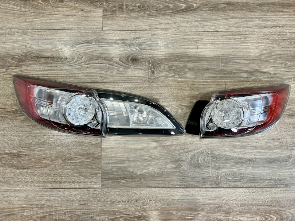 Пара стопов Mazda 3 bl на Mazda 3 (2G) BL. Б/у | 8 000 ₽ в городе ...