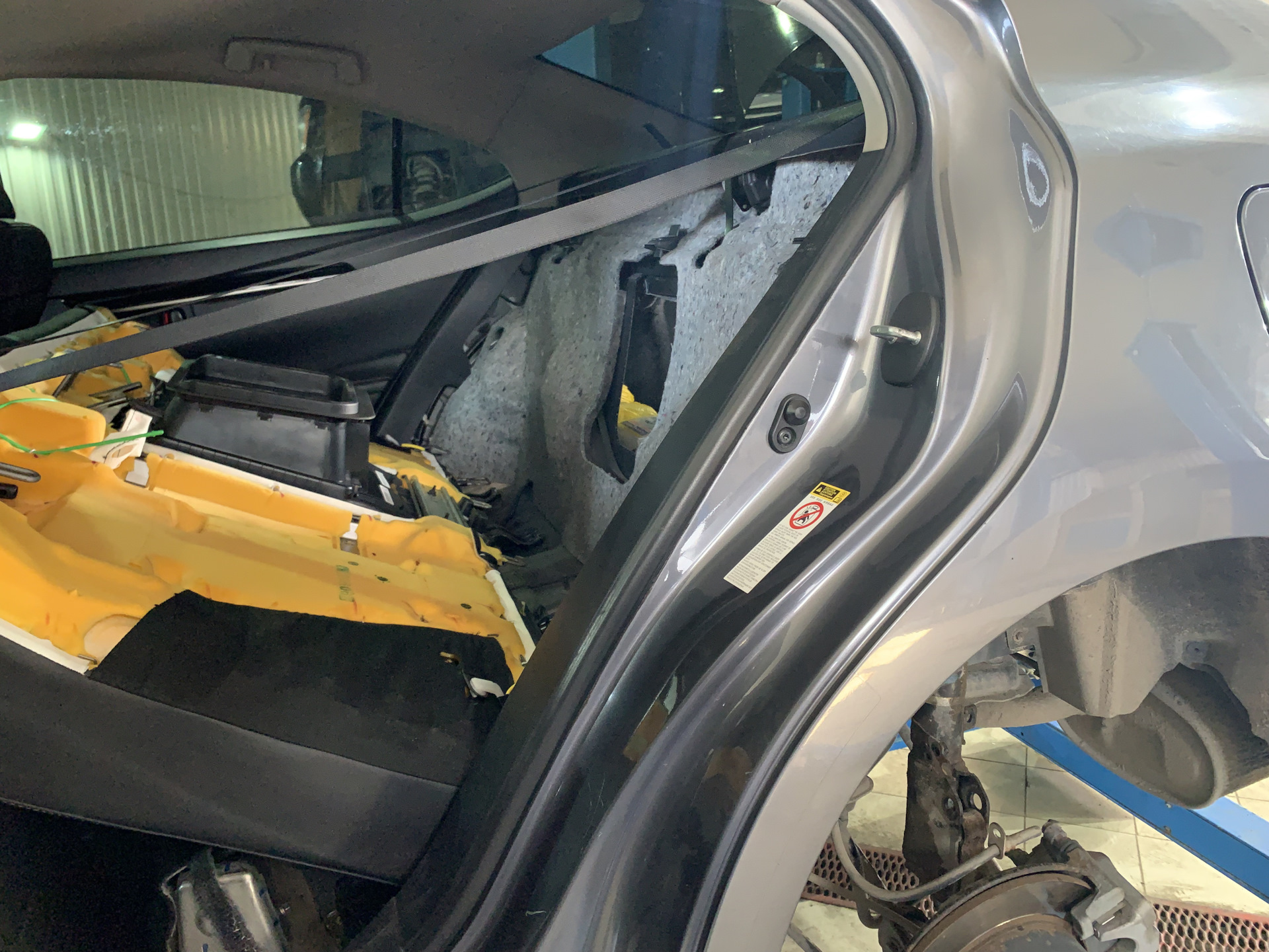 Восстановление задних амортизаторов — Lexus ES (XV60), 2,5 л, 2012 года ...