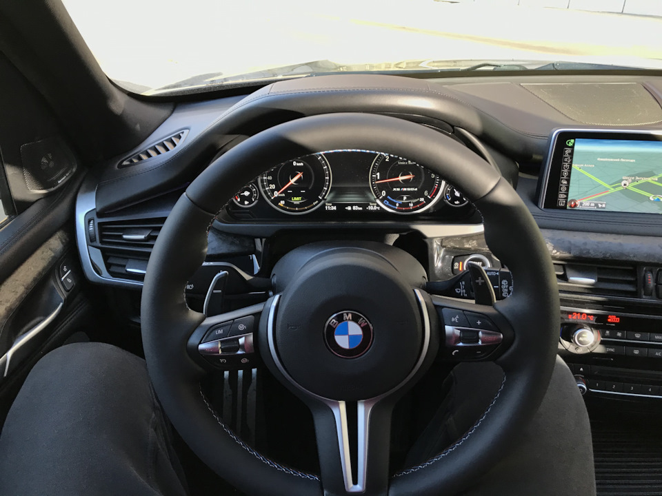 S4M5A. Индивидуальная панель приборов, обтянутая кожей — BMW X5 (F15 ...