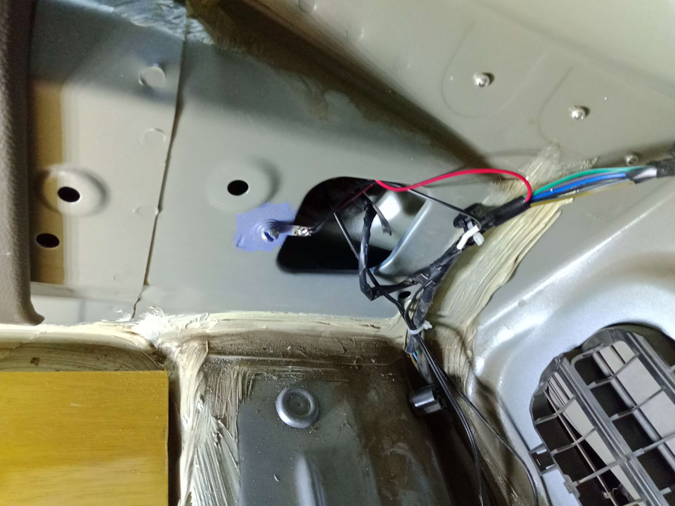 Сделал клемму — Ravon R4