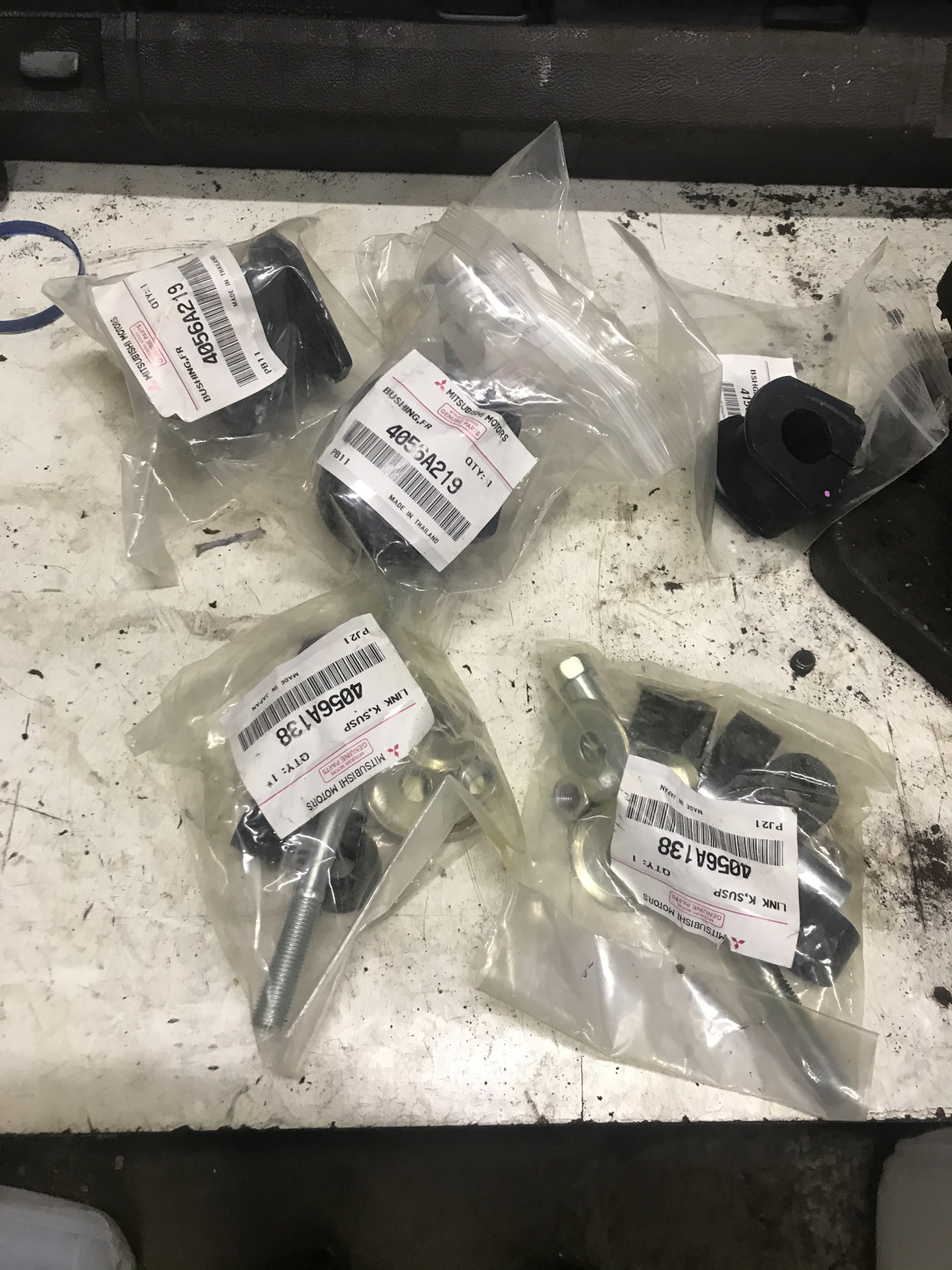 Произвёл обслуживание Митсубиси Паджеро Спорт 3. МПС3 — Mitsubishi Work ...