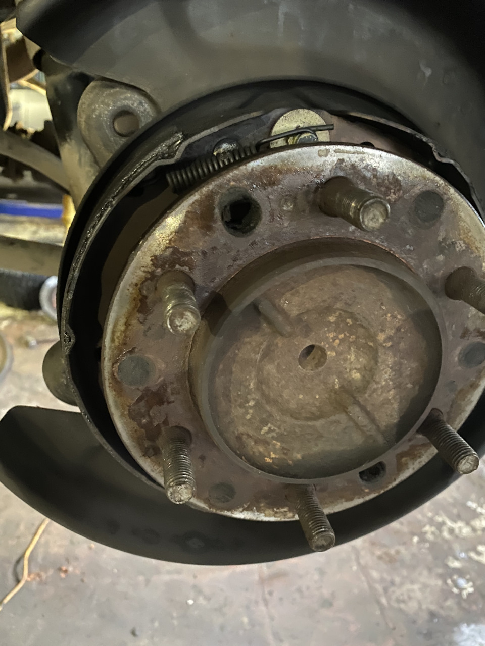 17.02.2021 Задние колодки, Ручник и холостые обороты — Toyota Land ...