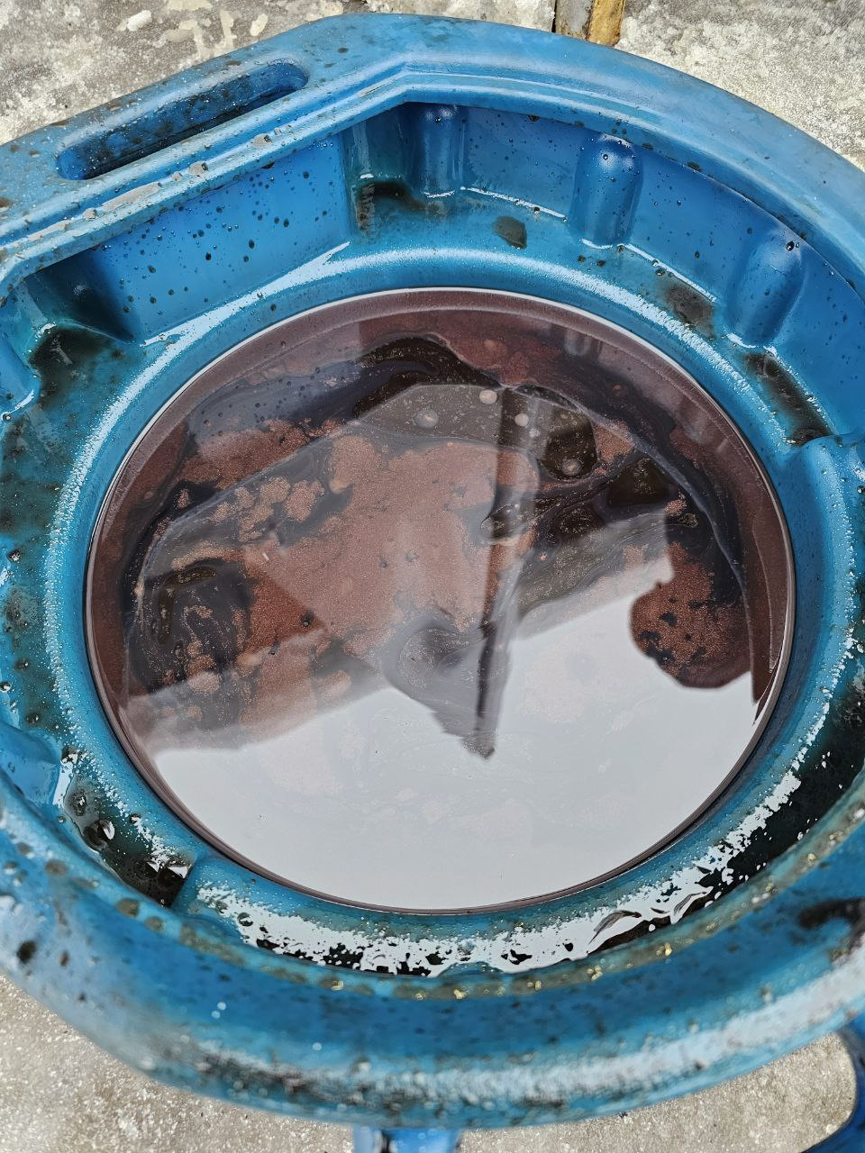 Замена антифриза с толковой промывкой и заменой патрубков системы ...