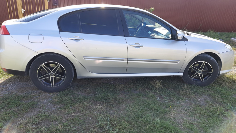 Замена масла в ЭГУРе — Renault Laguna III, 1,5 л, 2008 года | помощь на ...