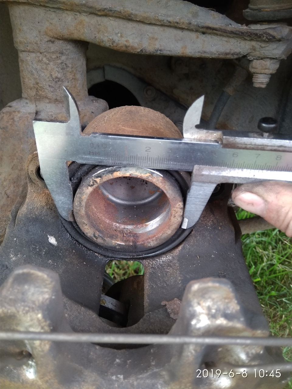 Фото в бортжурнале Audi 100 (C3)