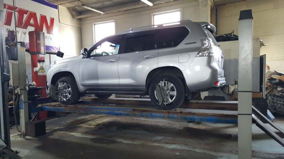 Фото в бортжурнале Toyota Land Cruiser Prado 150-series