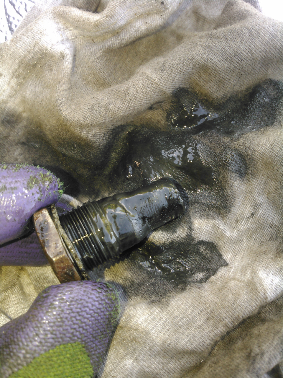 Потекло из под капота! Замена трубок охлаждения АКПП и замена масла там ...