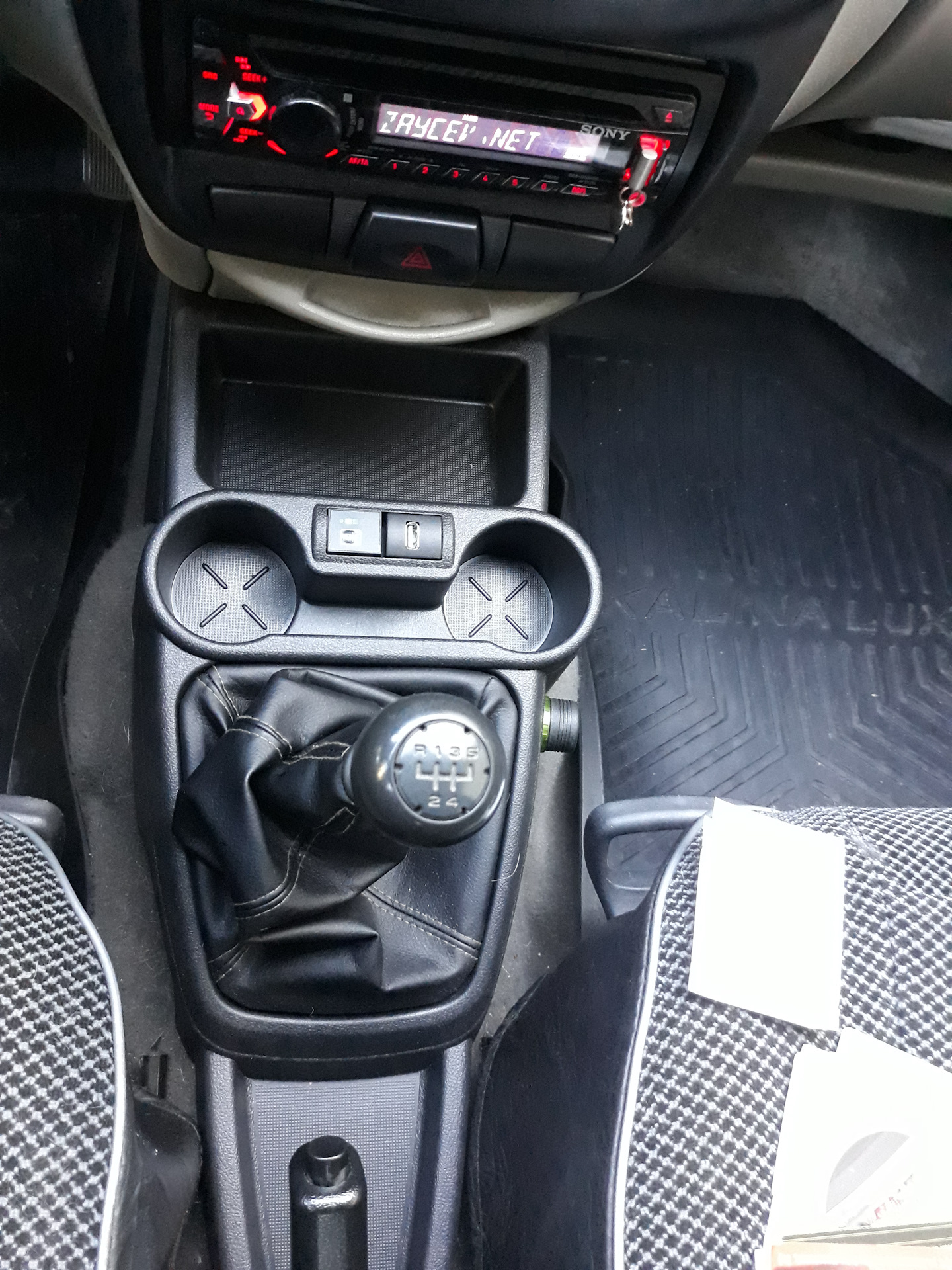 Гранта тоннель в калину.usb-зарядное штат 2.0 — Lada Калина седан, 1,4 ...