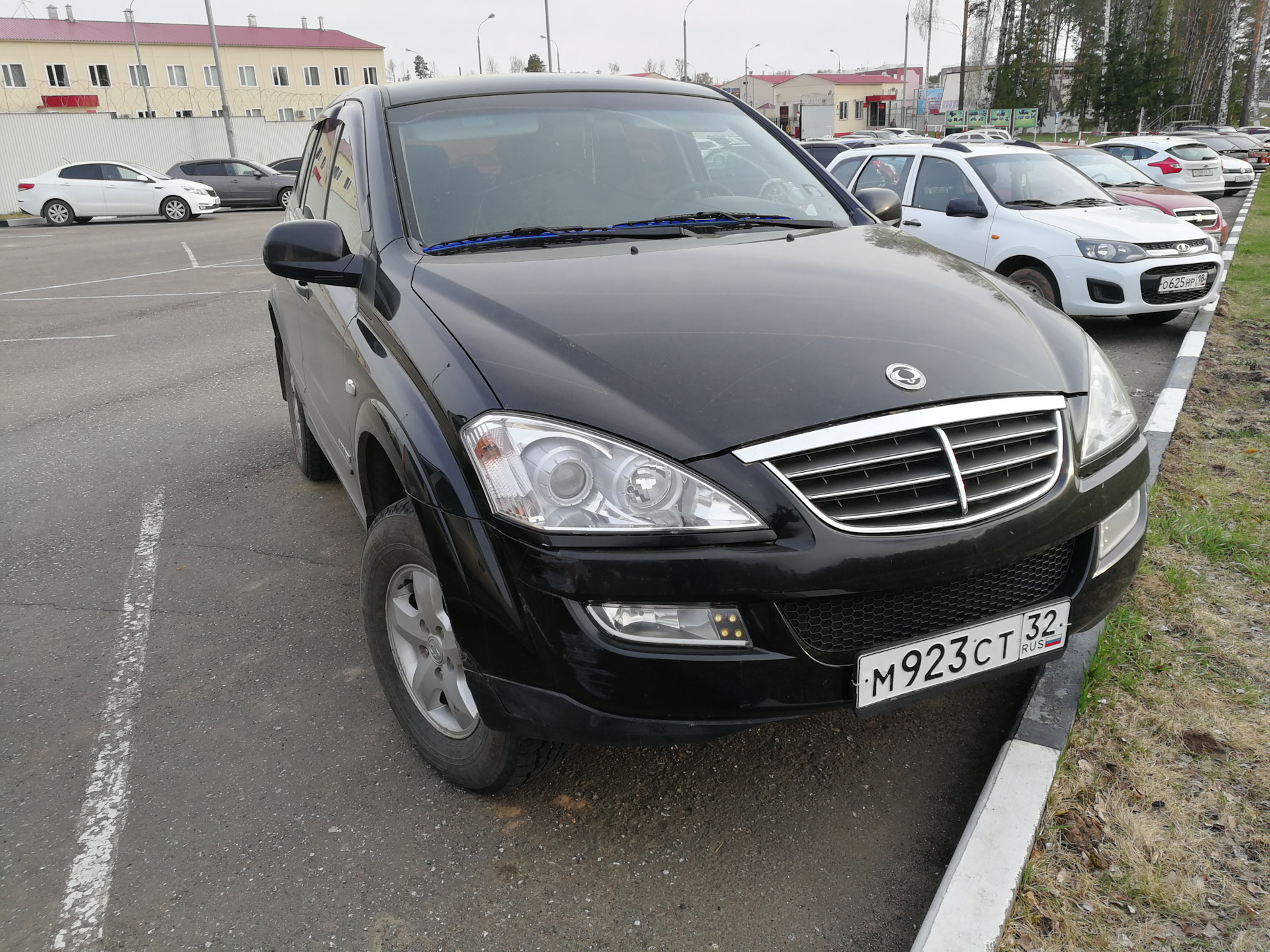 ССАНГЙОНГ Кайрон 2013. SSANGYONG Kyron 2013. Саньенг Кайрон 2013 черный. Продаю саньенг.