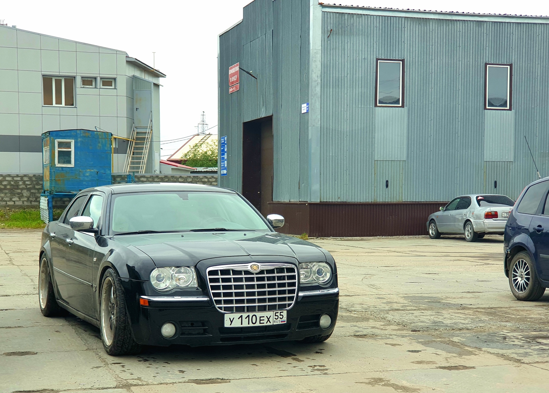 Моргает фара chrysler 300c