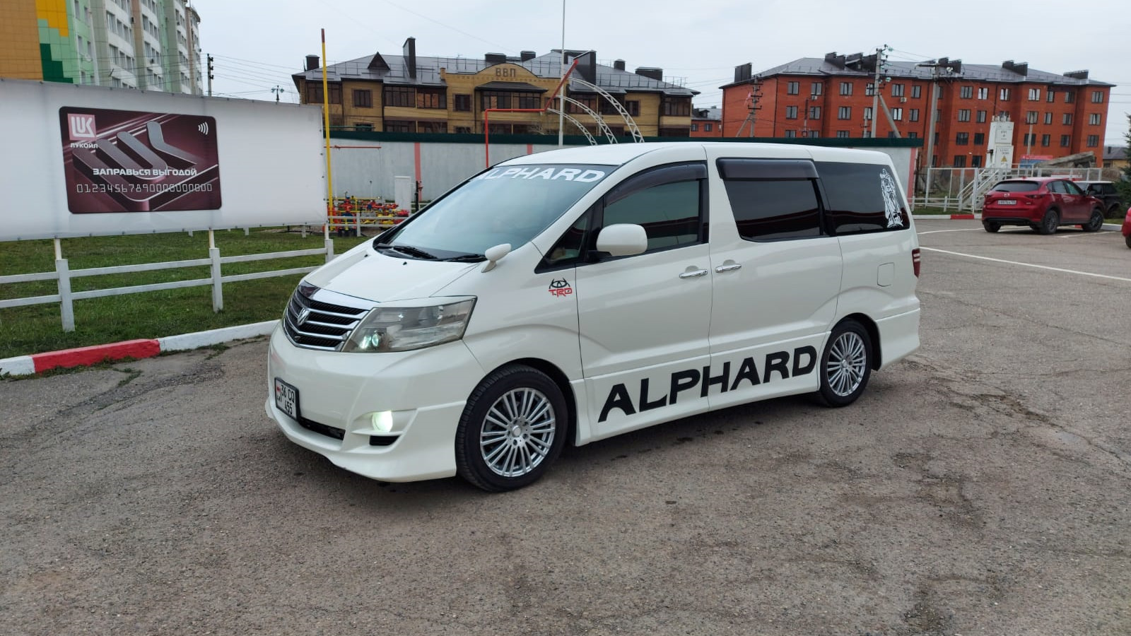 Toyota Alphard 3.0 бензиновый 2005 | Холодильник без названия на DRIVE2