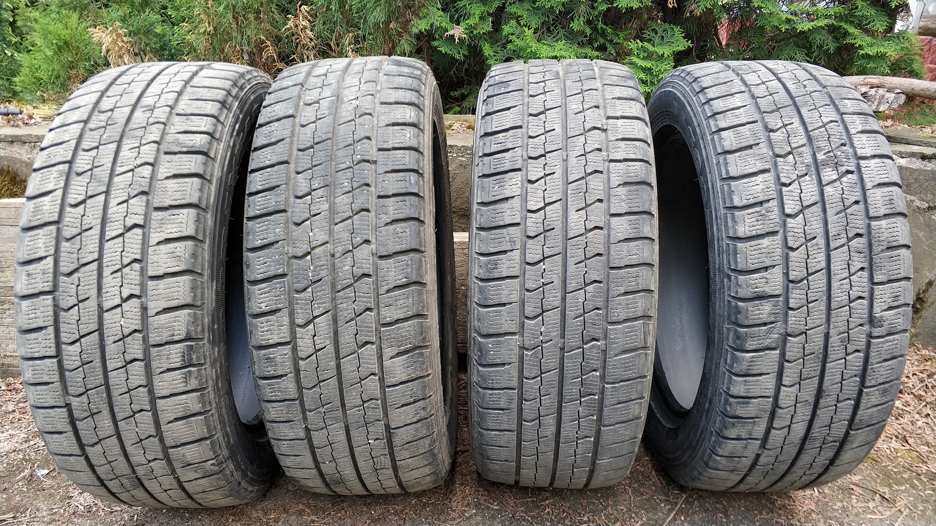 Резина бу из японии. Goodyear Ice Navi Zea. Goodyear Ice Navi Zea II. Резина Ice Navi Zea 205/55 r16. Шины Гудиер айс нави.