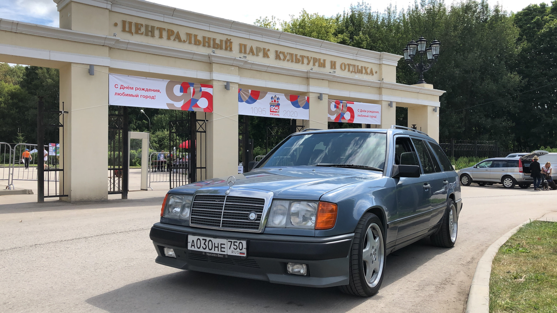 Mercedes-Benz E-class Estate (S124) 2.3 бензиновый 1986 | Голубая молния на  DRIVE2